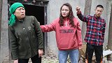 短剧：大妈捡个男婴养20年，婚后儿媳不让母亲在家住，结局解气