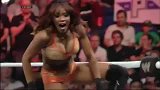WWE-14年-RAW第1095期：单打赛 佩奇vs福克斯-花絮