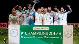 传奇球星6人足球世界巡回赛英格兰夺冠 队长欧文举杯