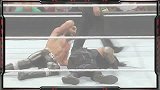 WWE-14年-RAW第1112期：主战赛 罗曼大帝屡遭重击倒地不起 关键时刻开挂秒杀罗林斯-花絮
