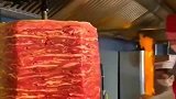 正宗土耳其烤肉前期制作，这得叠多少层肉啊