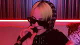 国外也玩起了云播，碧梨和哥哥直播《badguy》，超好听