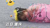 小女孩上台演节目，10秒钟后睡着，她还是一只蛹，没变成蝴蝶