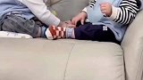这两个萌娃太可爱了吧爱了爱了