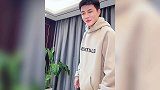 当你第一次喊你男朋友老公，手足无措，像极了娇羞的女生