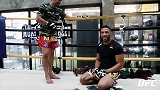 UFC-18年-凯文·李亚洲行：拜访泰拳传奇 再次被泰国小吃KO-专题