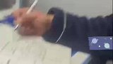 明天开学作业还没做完，爸爸亲自上阵帮娃“赶进度”