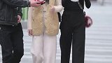还是大叔的情商高，那么难伺候的小女朋友，都能驯得服服帖帖