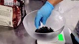 韩国街头有名的网红巧克力，老板现做现卖全程纯手工，好吃好玩