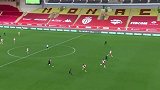 第39分钟朗斯球员卡库塔进球 摩纳哥0-3朗斯