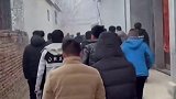 山东人拜年礼仪再次刷爆网络！传统风俗文化受年轻人追捧。团圆山东年 山东人拜年 花式过大年