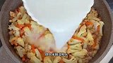 粗茶淡饭最养人，简单的家常菜宝宝更爱吃，花菜炒肉沫，营养好吃