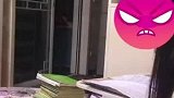 学生成绩考的不理想，女老师担心自己太温柔发不了火