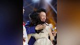 沈梦辰拥抱杜海涛为其庆生，另类秀恩爱羡慕被你抱在怀里的自己