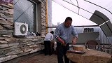 4斤铁板牛肉，3张饼全家大口吃，牛肉蘸大酱味道不一样，过瘾