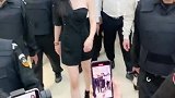 像潘南奎小姐姐这种身材完美的女生走到哪都是焦点吧？
