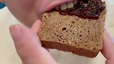 俄罗斯师傅做的大列巴真的太好吃了！进口食品好物分享面包大列巴好物分享吃货面包深夜偷吃
