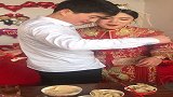 穿腰而过吃饺子，太逗了