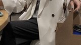 18岁的勇气已经用完了 20岁的任性已经收敛了 奔三了 我现在只剩下三思而后行 在失去 在接受 在成长。