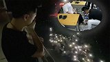 班主任给108名毕业生买鞋并亲手挨个穿：离校时更有仪式感