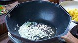 外婆菜炒鸡蛋太香了 3碗米饭根本压不住……美食