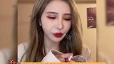 何婧婧坦言没有去殷世航订婚现场，自己说去了，是因为殷世航给了她12W娱乐播报台