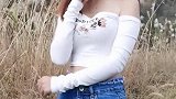 漂亮妹子小蛮腰一颗好白菜