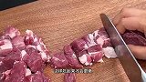 自己在家做的烤肉串，干净卫生，孩子说比买的还好吃，真的太香了