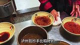 沽酒客这顿早餐，不仅吃了抄手和鸡蛋，好像连蛋壳也吃了