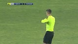 第43分钟第戎球员阿马尔菲塔诺黄牌
