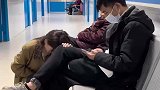 网友在医院拍到的一幕