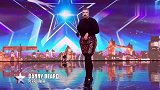 美国达人秀：达人秀真是什么“妖魔鬼怪”都有啊！这是要吓谁呢？