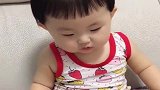 我承认错误的态度是不是很诚恳，都打自己大腿了