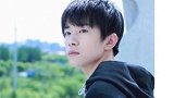 易烊千玺与粉丝对着来，坚决不穿秋裤，被推荐穿连裤袜