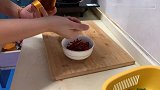 干锅虾这样做才好吃，原来诀窍这么简单，干锅虾吃安逸了