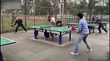 中国的乒乓球到底有多强！看看公园的业余高手就明白了