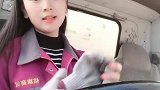 这个开车的姑娘火了，听了她的话，网友作为男人，我都脸红！