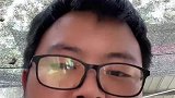 走进狗市，选只金毛