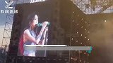 被骂上热搜，乃万再度回应争论：音乐节成了我一辈子的噩梦