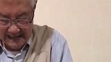 实名羡慕，吃完饭后，80岁儿子翻100岁妈妈钱包结账！