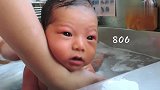 产科护士做的新生儿宝宝洗澡大合集,我的心都快被这些宝贝萌化了