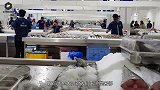 水塘3万斤鱼苗消失不见，渔民抽干水后，收获了意外的惊喜！