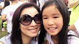 女儿黑瘦颜值屡遭吐槽 张庭霸气护女回怼：她是国际范