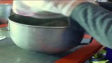 为什么工人要往水泥里加糖