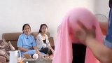 我爸在上学了个魔术，说表演给我看，结果把我吓的半死，还在问我可不可以