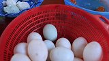 柬埔寨巧妇：猪肉、洋葱、鸡蛋，油炸特色肉丸，感觉味道美滋滋