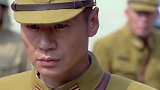 小伙假扮鬼子却不会说日语，没想到正好撞上鬼子军官，这反应满分