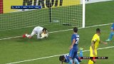 柏太阳神飞翼右路传中 拉蒙头球太正被王振鹏没收