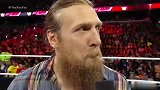 WWE-14年-RAW第1127期上：限制级巨星魅力队长携手归来 悲惨米兹腰带被夺再遭弑神围殴-全场