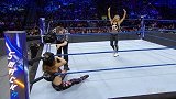 WWE-17年-SD第907期：女子单打赛卡梅拉VS艾莉亚-全场